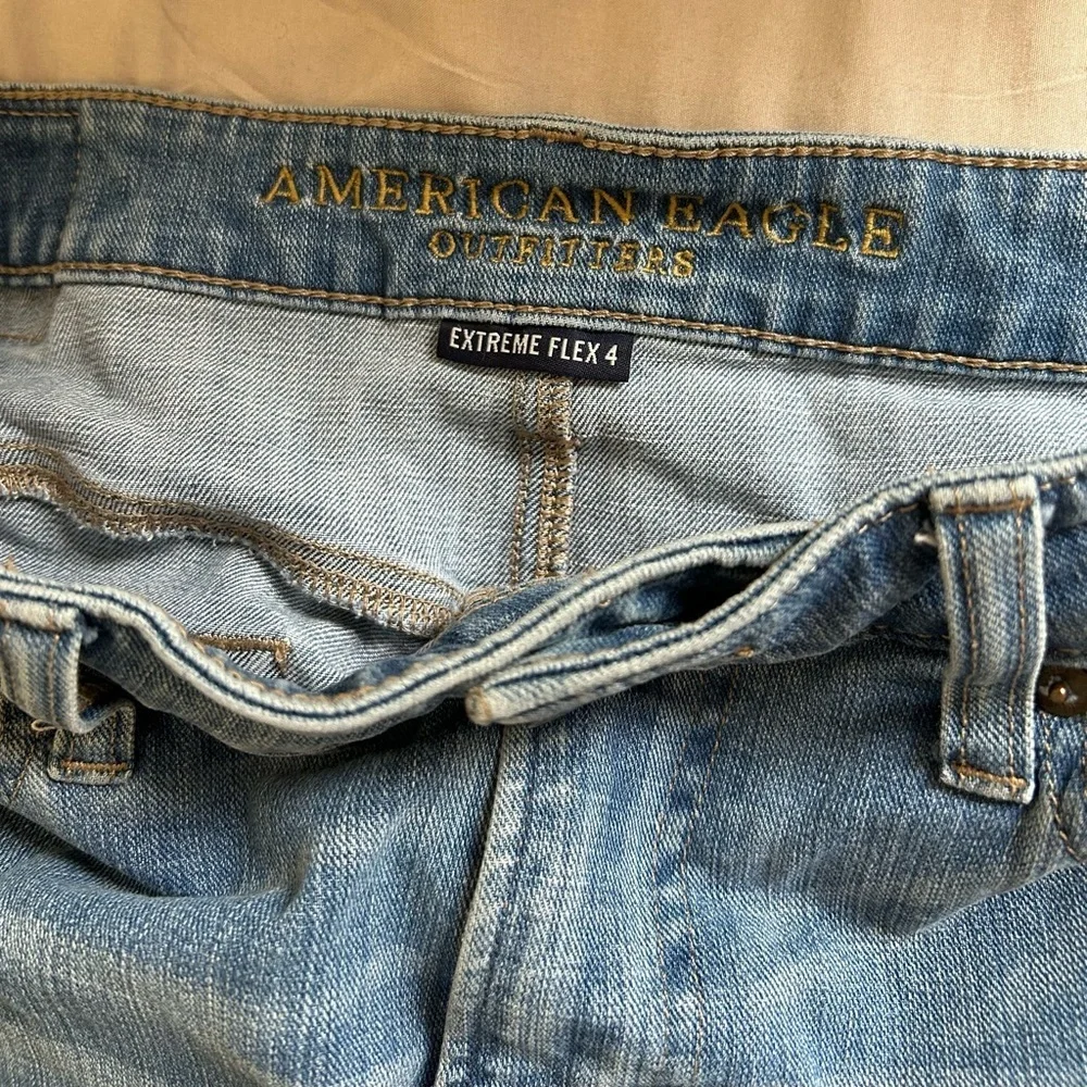 American Eagle Outfitters stylish light